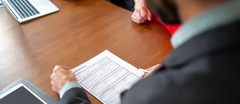 Kredyt frankowy pod lupą – kiedy warto walczyć o unieważnienie umowy