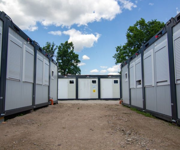 Kontenery łazienkowe — zastosowanie, warianty i specyfikacja