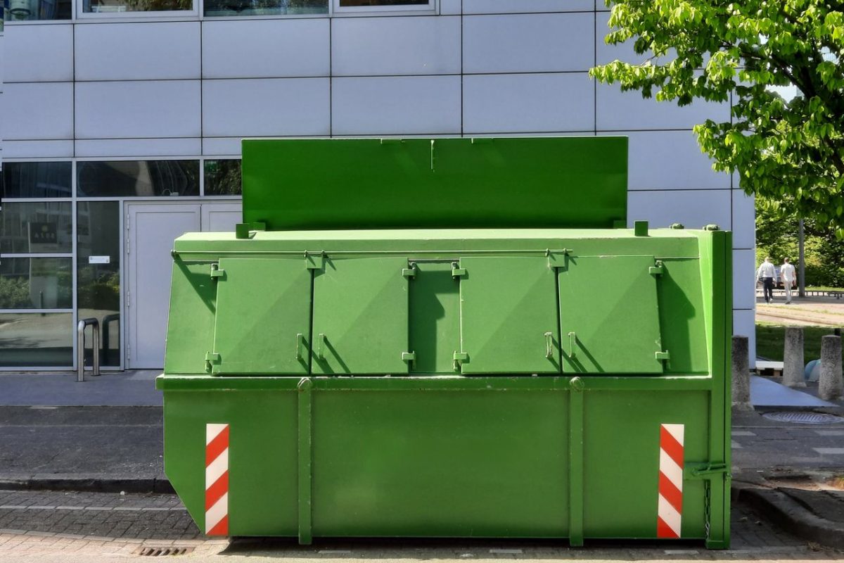 Kontener KP 7 — kompletny przewodnik po zamkniętych pojemnikach KP-7, KP-8 i KP-10