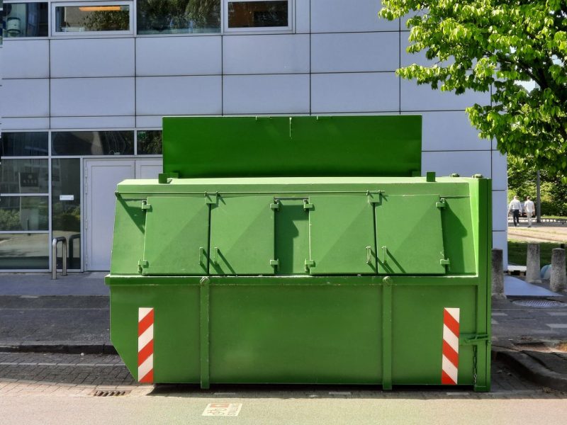 Kontener KP 7 — kompletny przewodnik po zamkniętych pojemnikach KP-7, KP-8 i KP-10